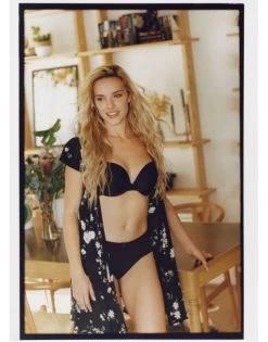 Cleo By Panache Koko Voorgevormde Plunge Beha Grote Cupmaten D - K / T. 60-85 - Zwart - 9176 11 Cleo By Panache Koko Voorgevormde Plunge Beha Grote Cupmaten D - K / T. 60-85 - Zwart - 9176 -Lingerie Kortingswinkel cleo by panache koko voorgevormde plunge beha grote cupmaten d k t 60 85 zwart 9176 3