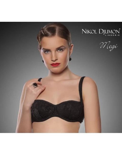 Nikol Djumon Megi Voorgevormde Balconnet Beha Grote Maten - Zwart 1 Nikol Djumon Megi Voorgevormde Balconnet Beha Grote Maten - Zwart