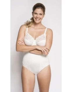 Ulla Dessous Shapewear Ella Body Kleine - Grote Cupmaten B - G / T. 75-120 - Écru - 3673 -Lingerie Kortingswinkel ulla dessous shapewear ella body kleine grote cupmaten b g t 75 120 ecru 3673 3